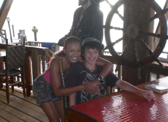 roatan mother/son